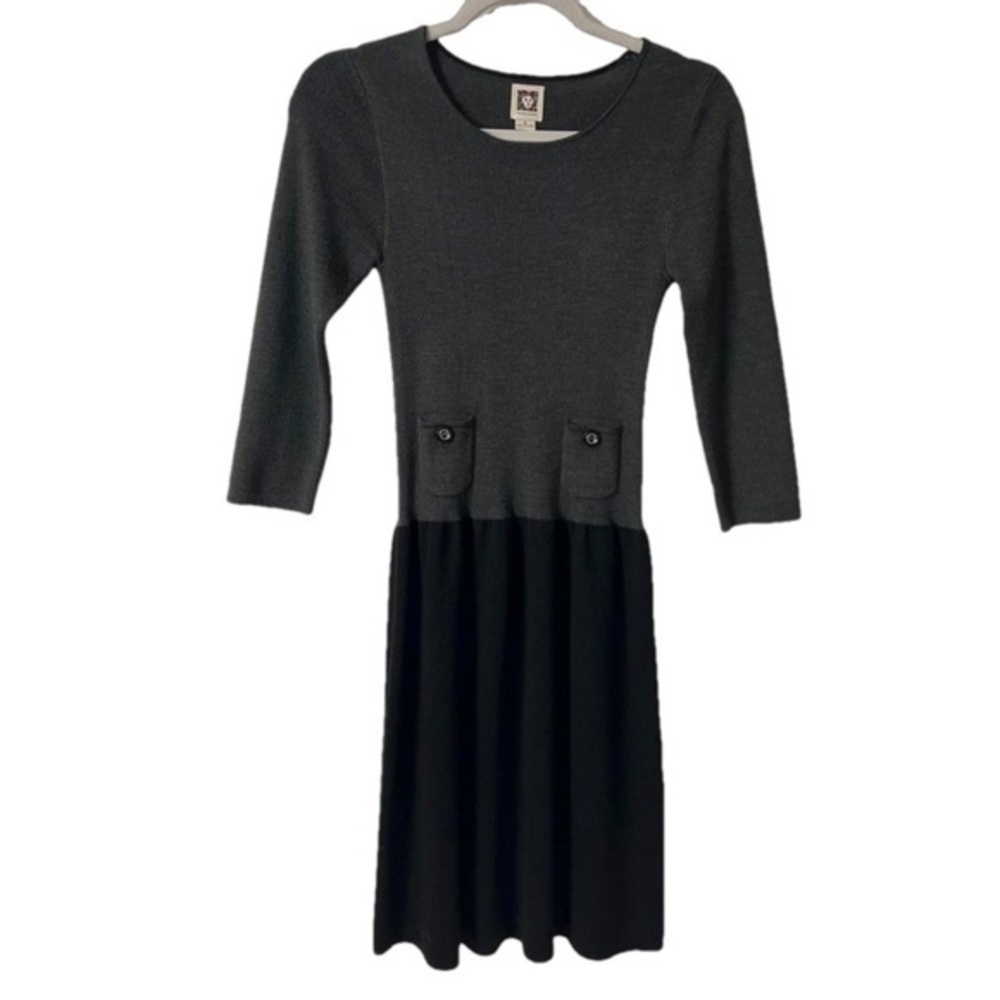 ⭐️ Anne Klein grey and black 3/4 sleeve sweater dress- size small